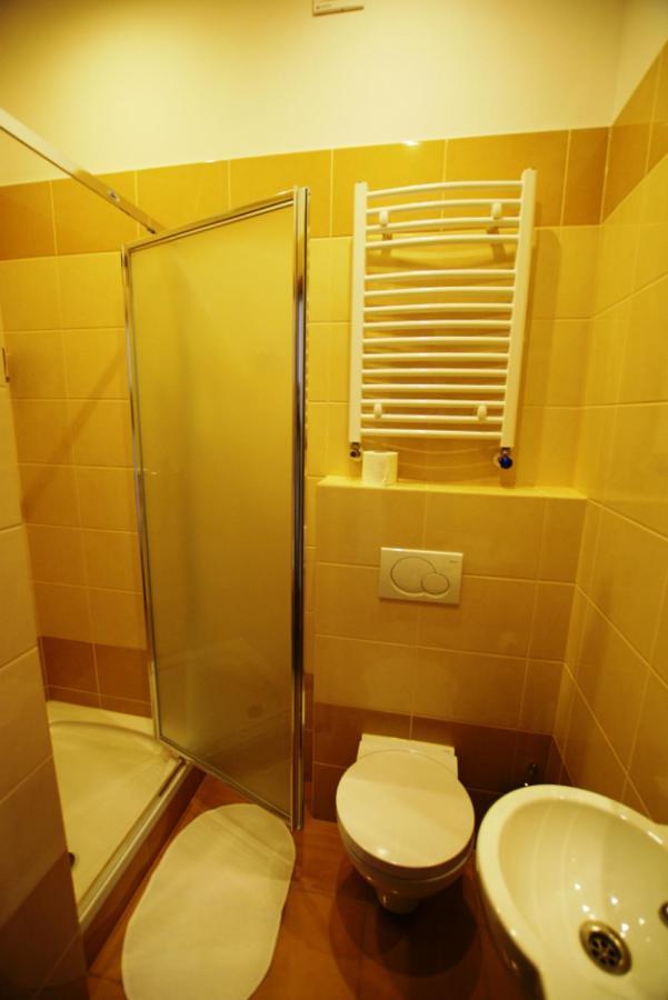Dom Wycieczkowy Pttk "Turysta" Hotel Sandomierz Ngoại thất bức ảnh