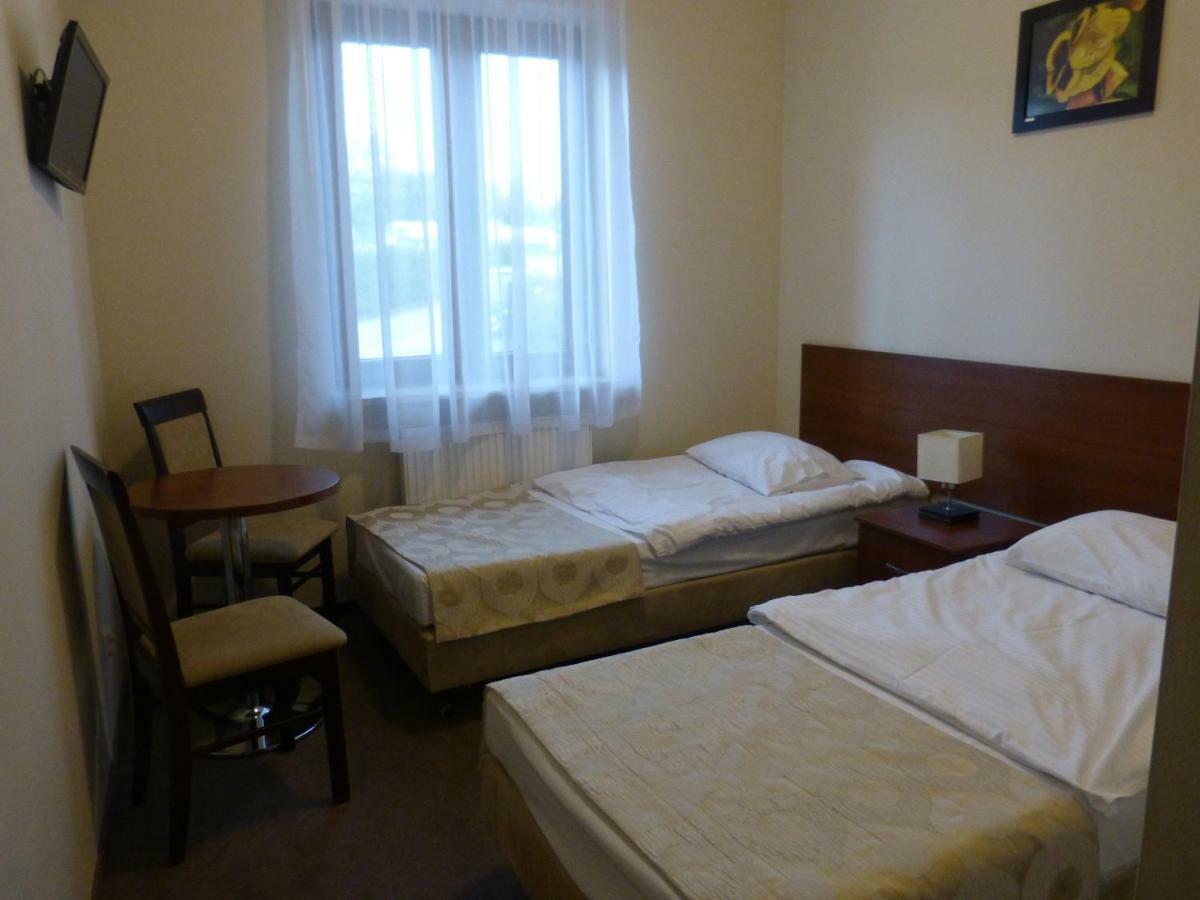 Dom Wycieczkowy Pttk "Turysta" Hotel Sandomierz Ngoại thất bức ảnh